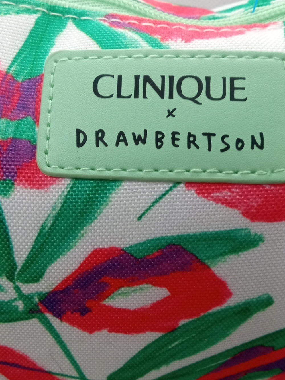 CLINIQUE MAKE UP BAG - Picture 3 of 8